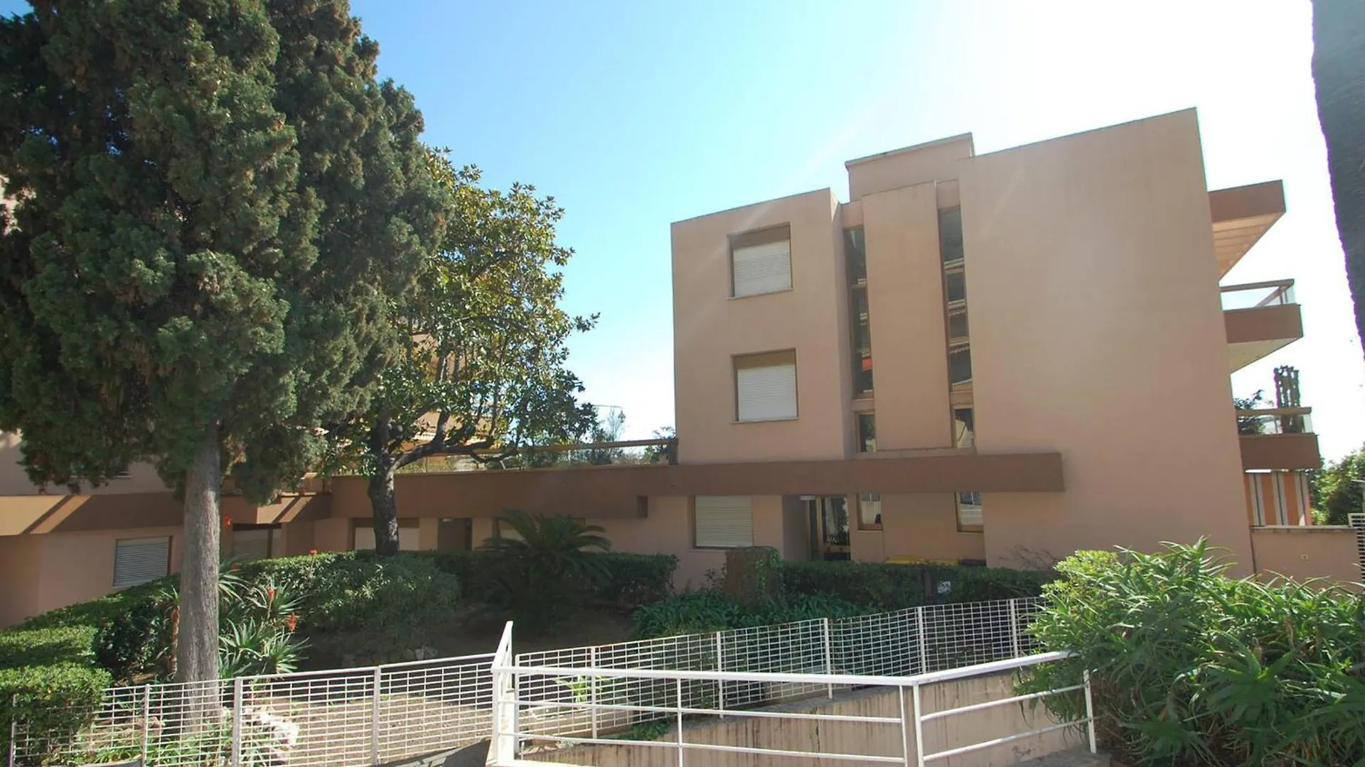 Appartamento Studio Menton, 1 pièce, 2 personnes - FR-1-196-296